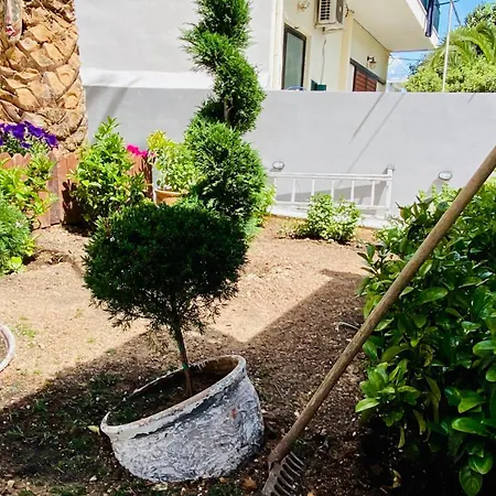 Phoenix Garden I * Athens